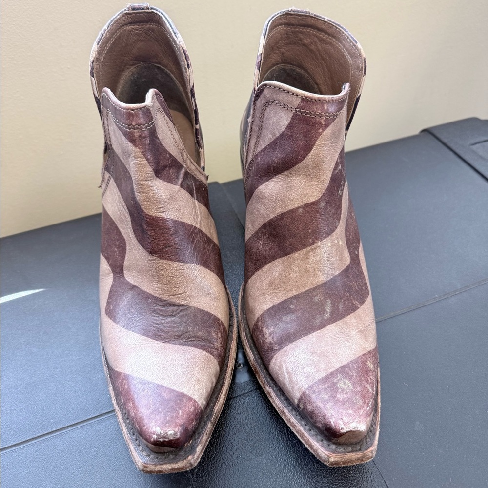 Ariat Women's Dixon Old Patriot Snip Toe Booties/Boots